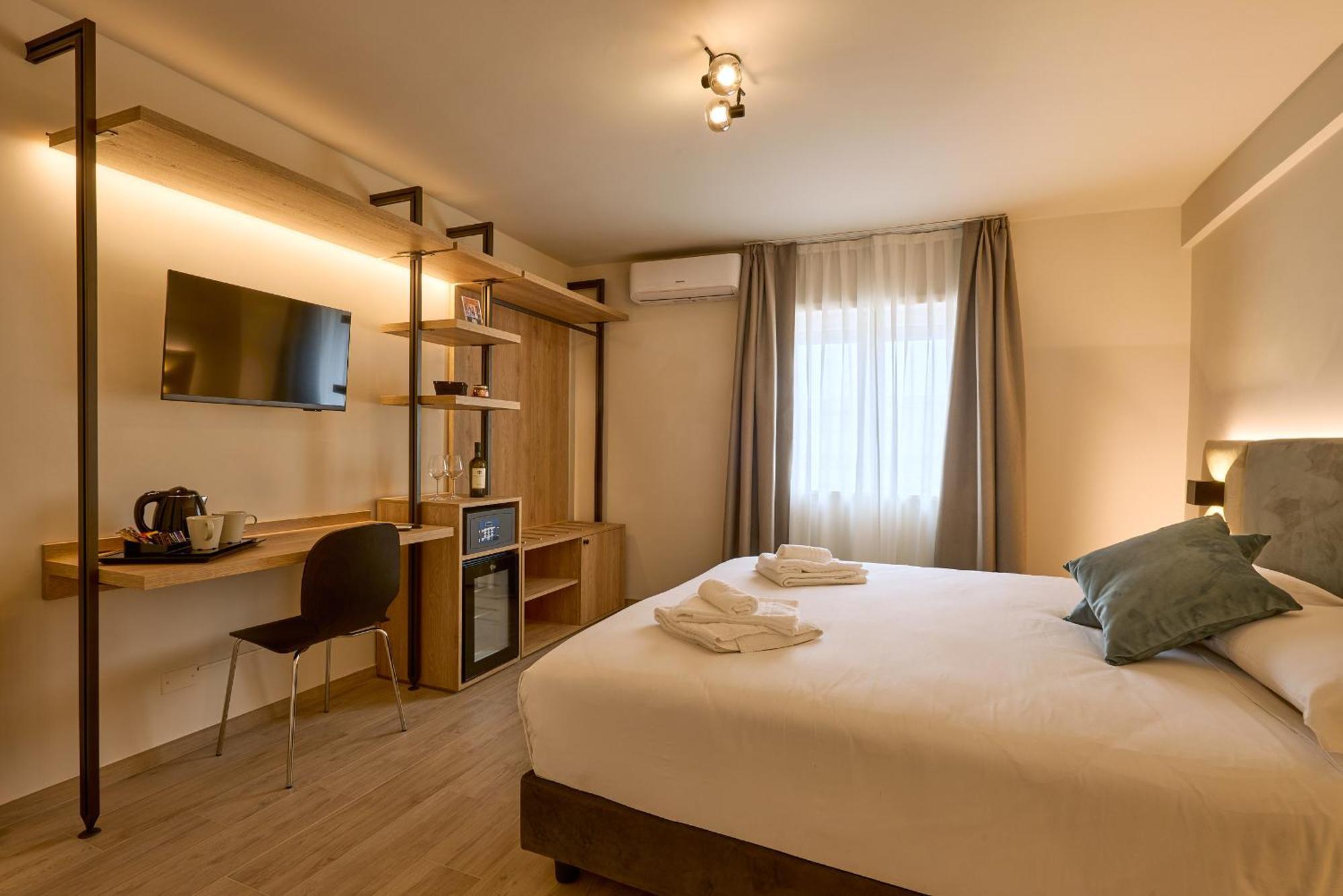 Relais Tiburtina Bed & Breakfast โรม ภายนอก รูปภาพ