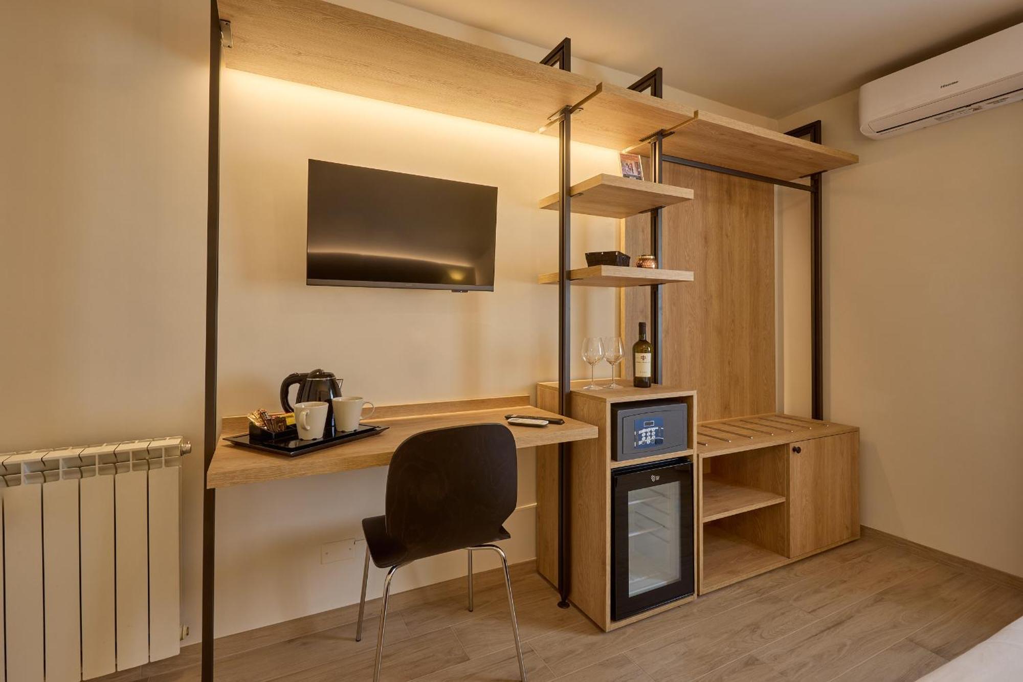 Relais Tiburtina Bed & Breakfast โรม ภายนอก รูปภาพ
