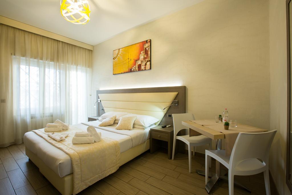 Relais Tiburtina Bed & Breakfast โรม ภายนอก รูปภาพ